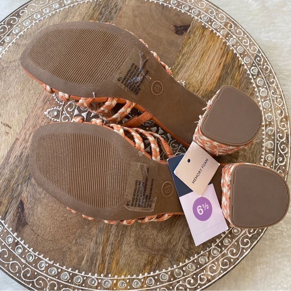 Universal Thread Tan Woven Mules - Picture 15 of 15